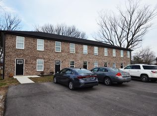 355 W Cedar Grove Rd, Irvine, KY 40336