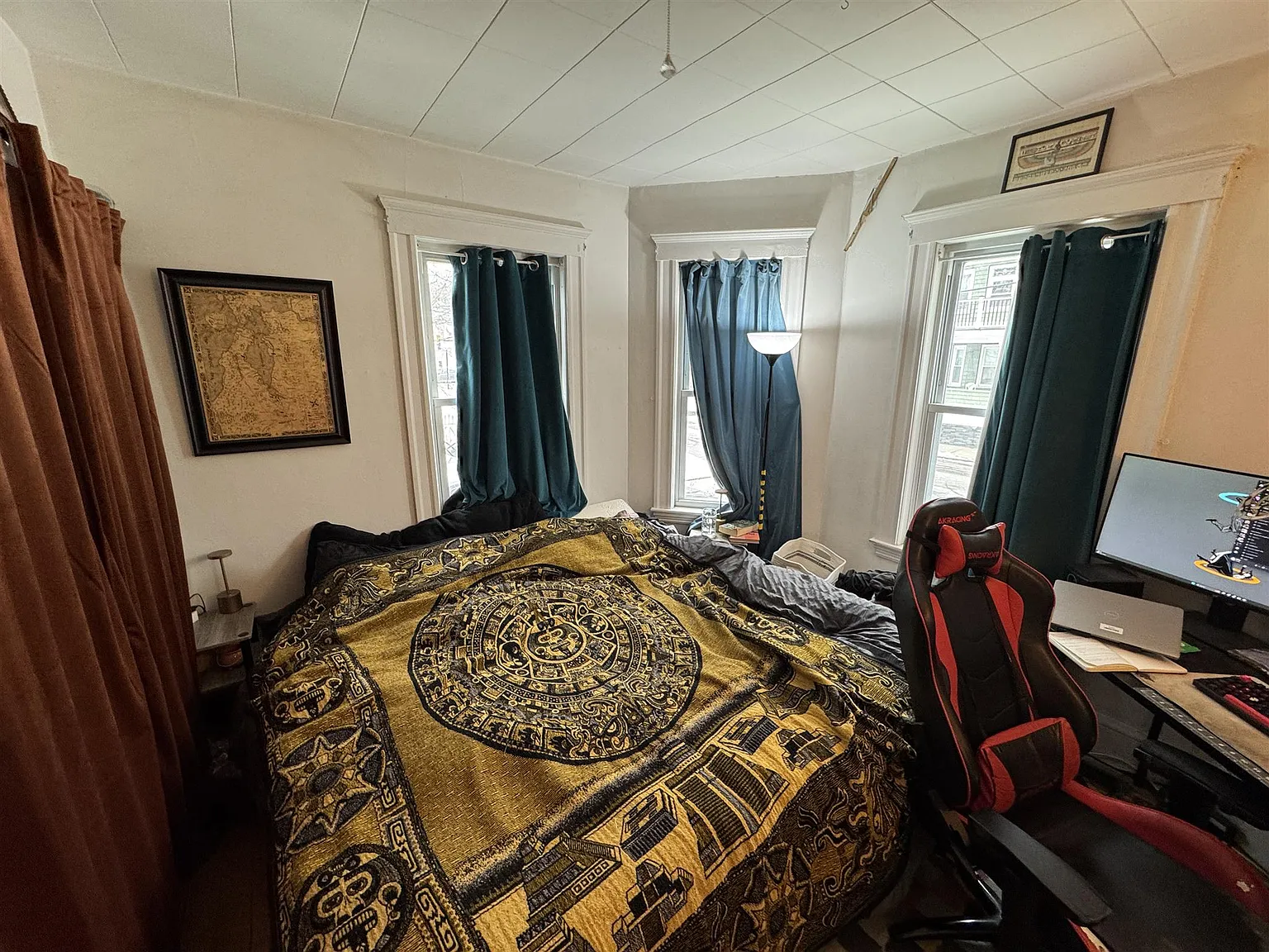 3 bed, 2.5 bath, $4,195 — Photo 3