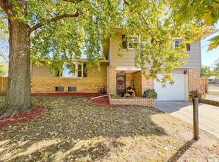 110 Saint Mark Dr, South Pekin, IL