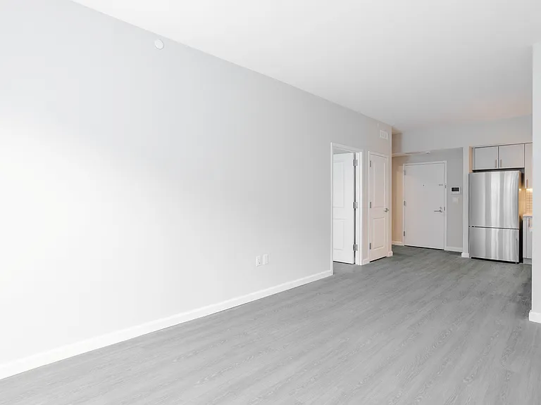 18303 Hillside Ave #2F — Photo 9