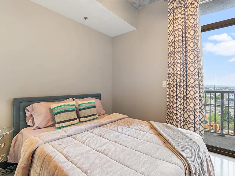 1510 Demonbreun St #706 — Photo 11