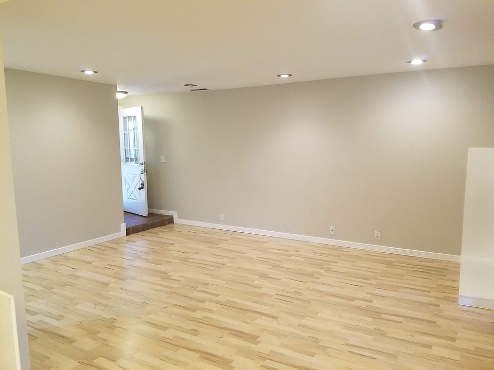 1st image of 7767 S Briarsprings Dr