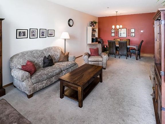 4th image of 463 Frederick Cir