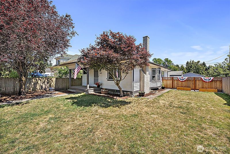 2nd image of 5419 S Oakes Street