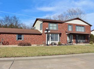 816 Ridge Dr, Perryville, MO 63775