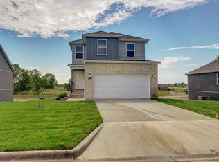 1510 E Macon St, Republic, MO 65738