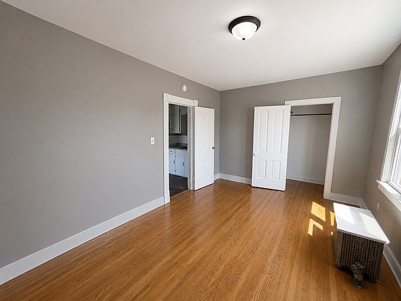 5th image of 601 Washington St #2