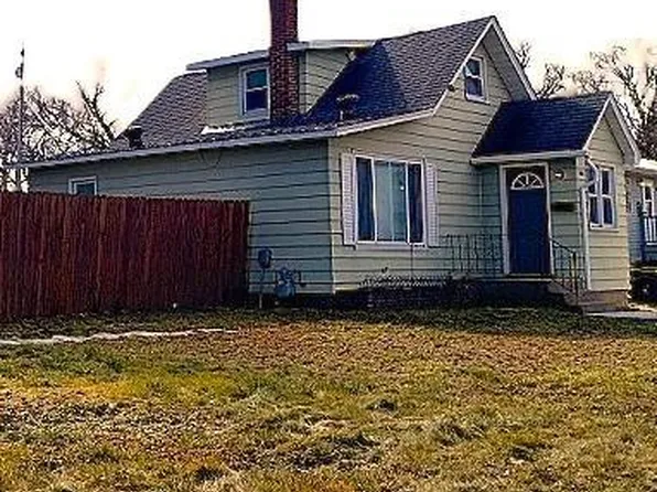 820 E Junius Ave, Fergus Falls, MN 56537