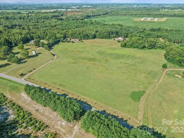 6298 Highway 742 S #S, Wadesboro, NC 28170