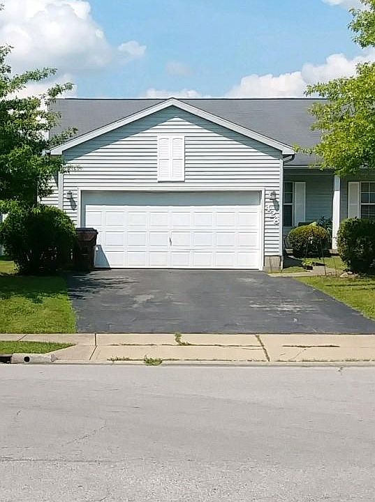 1st image of 428 Courtland Ln