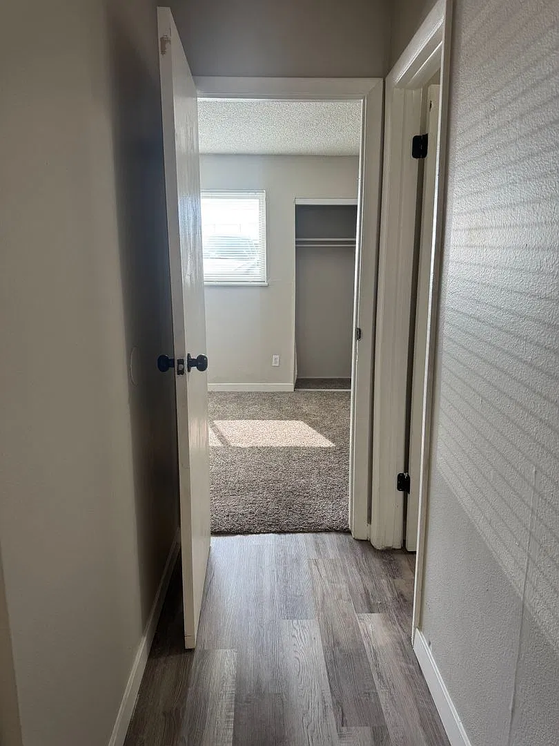 Welcome to The Lofts at Rock Vue — Photo 4