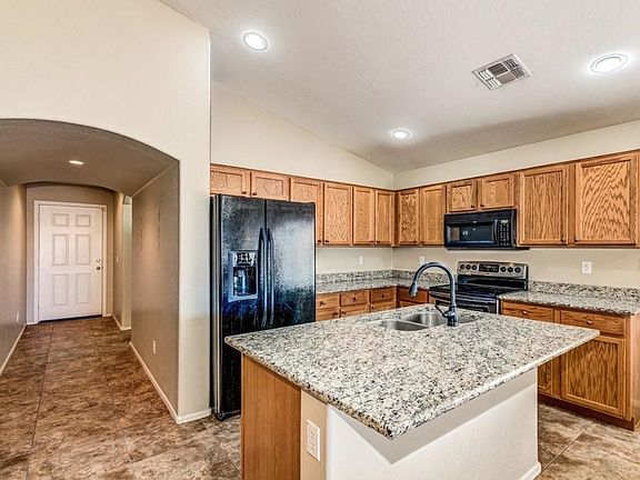 Open kitchen with Island