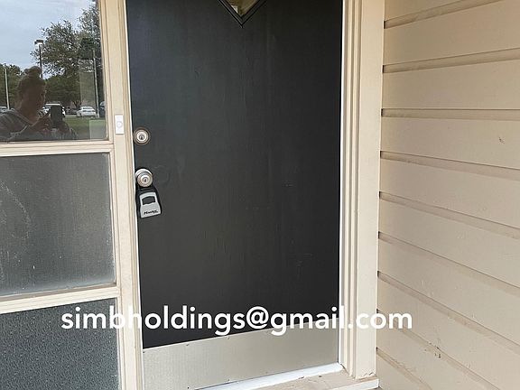 2nd image of 2636 W Ave N
