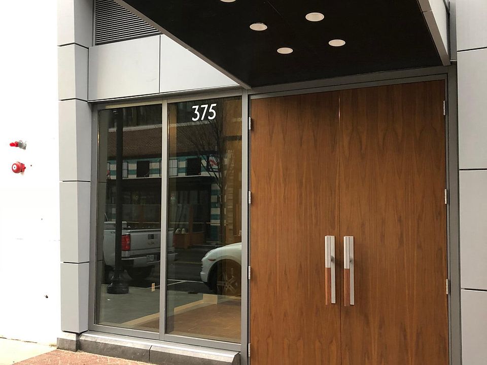 Alloy bldg entrance