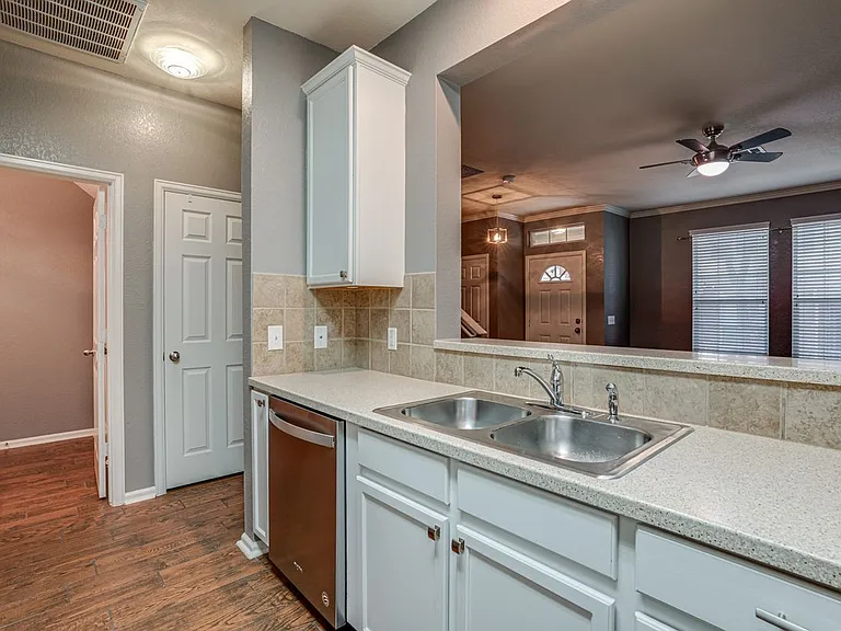 2640 Grayson Way #2640 — Photo 11