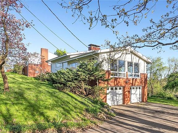 3rd image of 4259 Sky Vue Dr