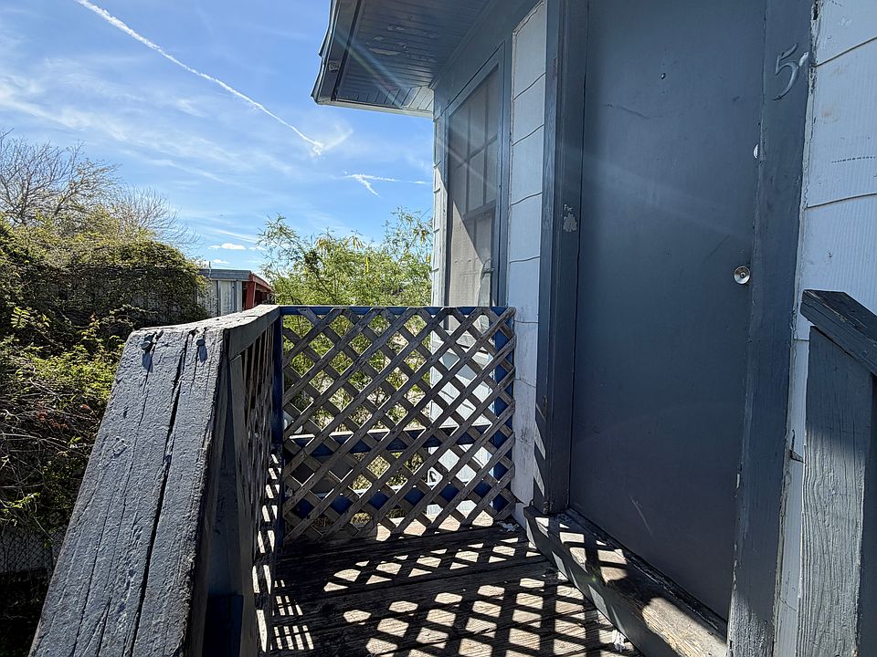 1st image of 1717 18th St #5