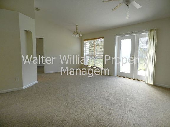 3rd image of 253 Cacique Dr
