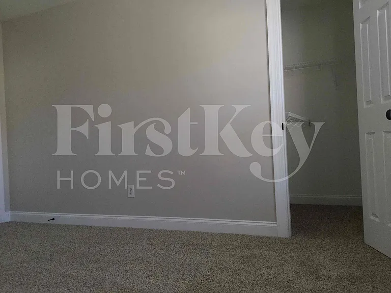 457 Riverglen Dr NW — Photo 17