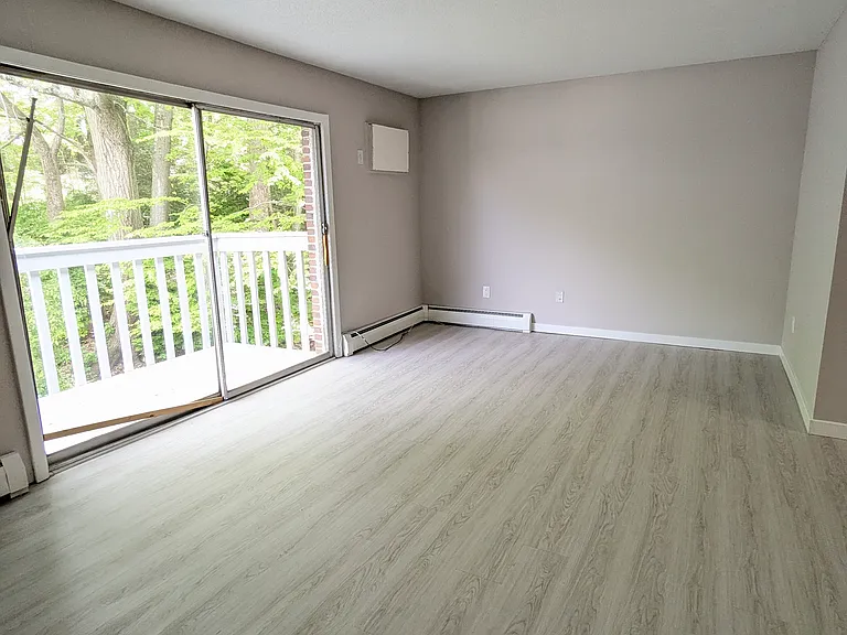 158 Jersey St #8 — Photo 9
