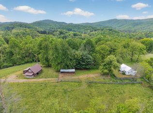 2875 Sylvatus Smith Rd, Hillsville, VA 24343