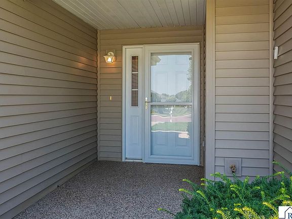 4th image of 117 Cardinal Dr