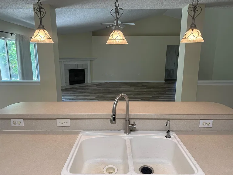 2308 Valley Pl — Photo 9