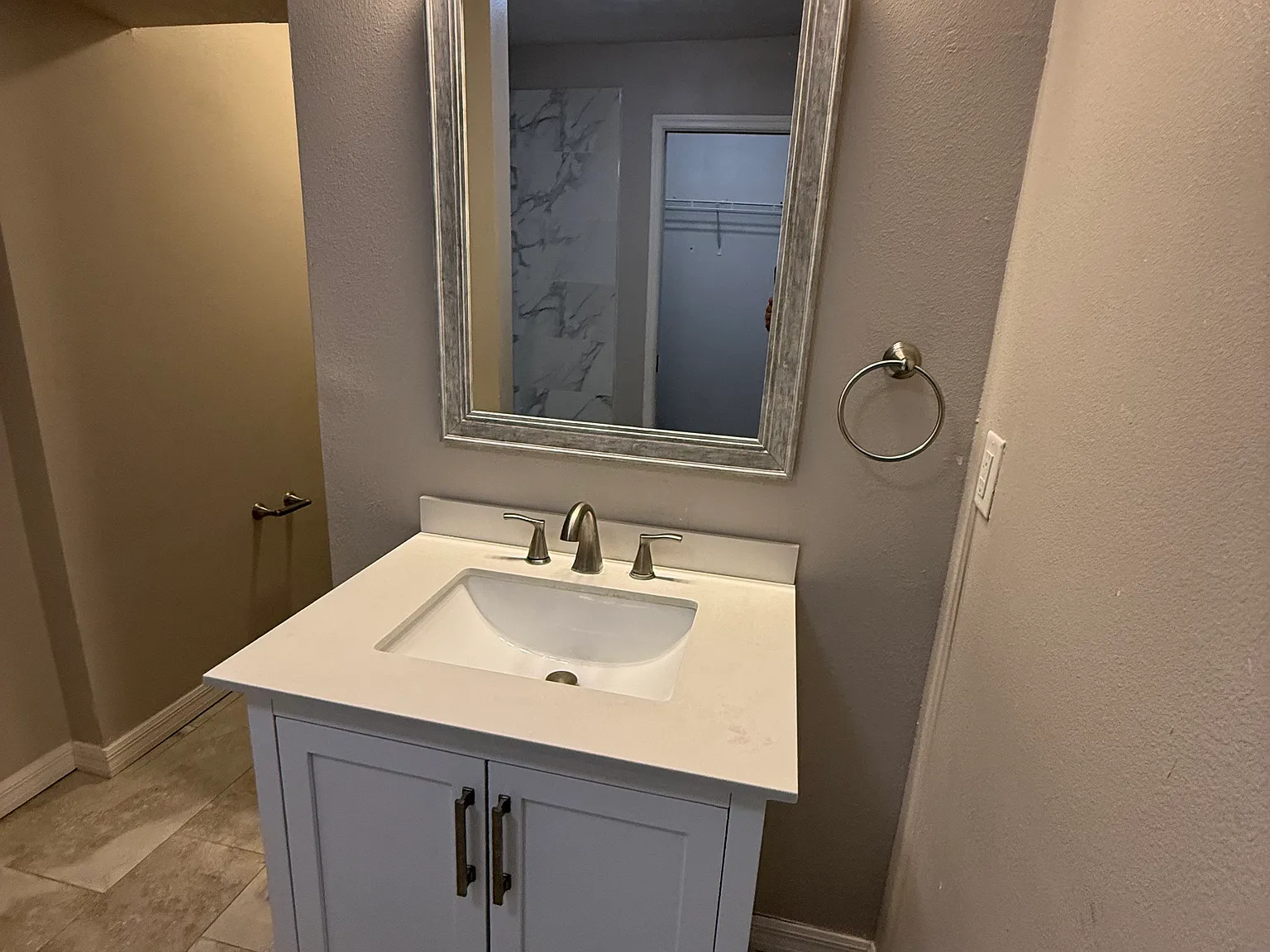2 bed, 1016 sqft, $1,850 — Photo 3