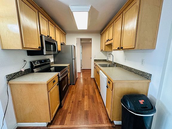 4th image of 810 Taylor Ave N APT 125