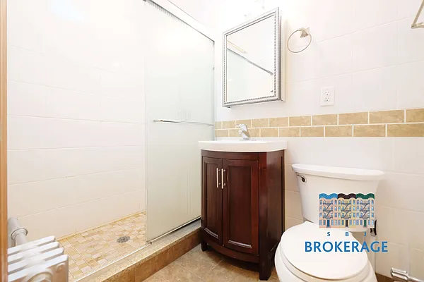 Rented by SBJ Brokerage, LLC | media 15