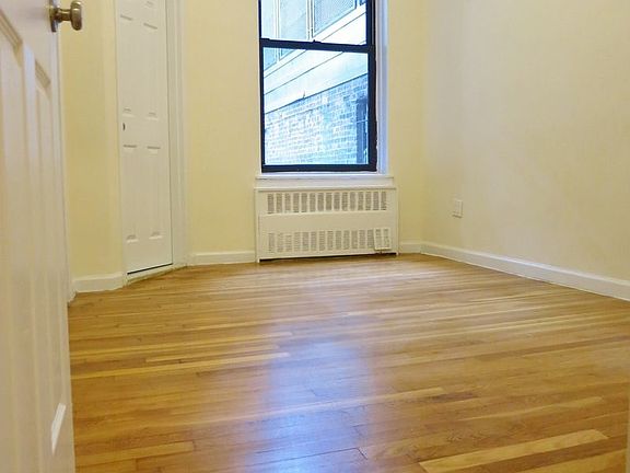 5th image of 333 E 89th St APT E