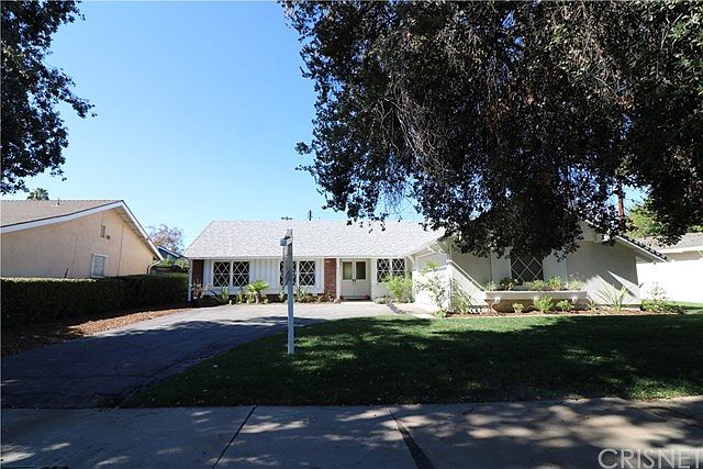 1st image of 6911 Farralone Ave