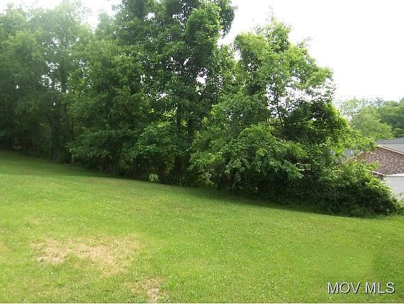 2nd image of Old Rosemar Rd