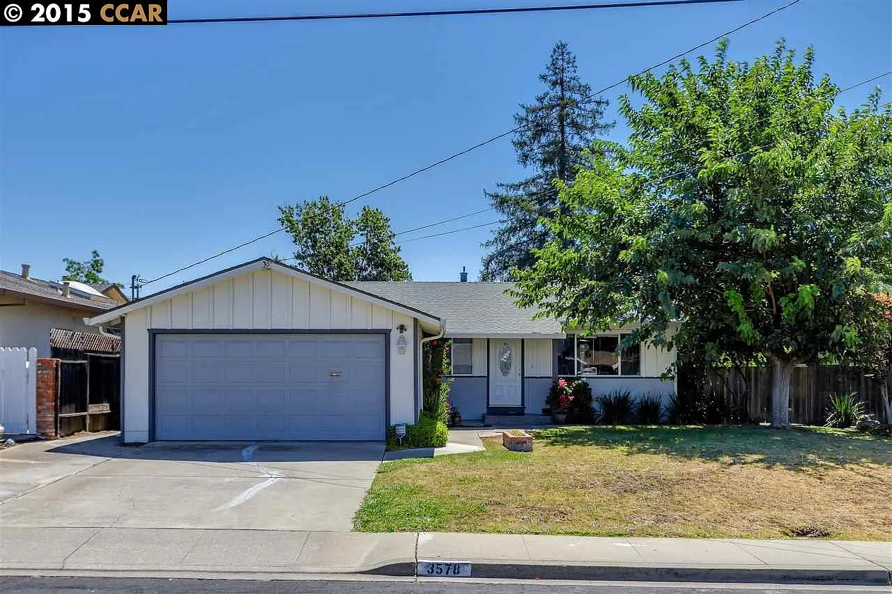 3578 Falcon Dr photo 1