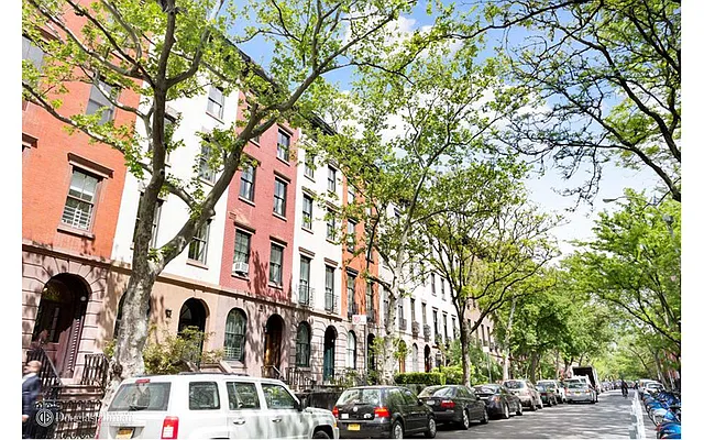 Sold by Douglas Elliman | media 25