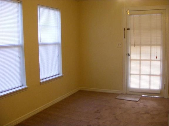 5th image of 11131 Brownell Ave