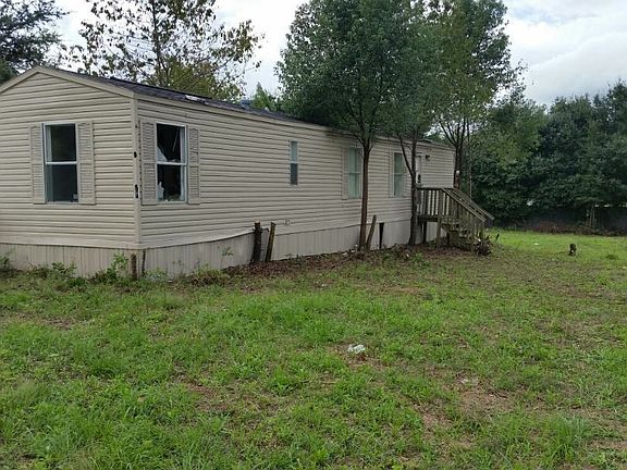 2nd image of 4220 E Wyoming Ln