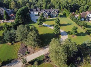 113 Rivertrail Ct, Greer, SC 29651