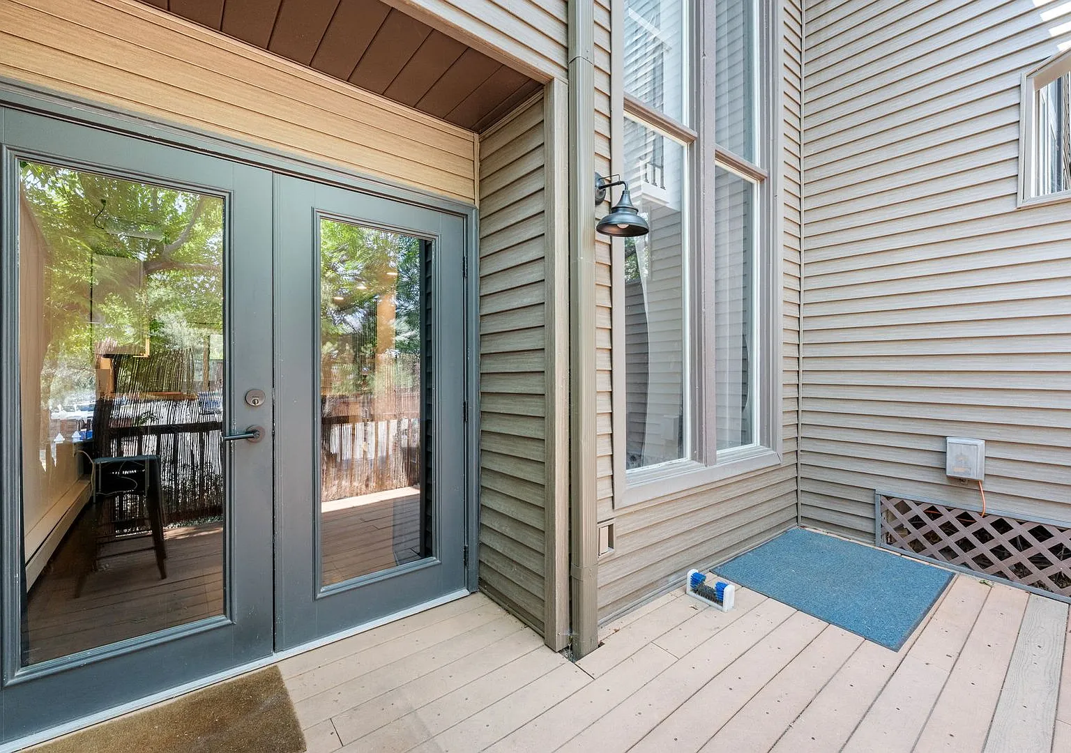 350 Arapahoe Ave — Photo 2