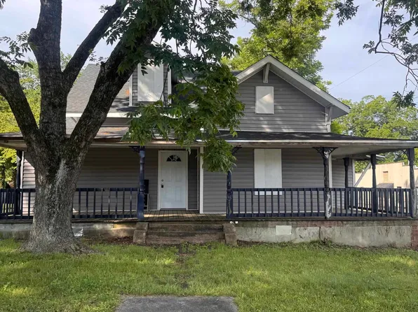 203 Holmes St, Gaffney, SC 29341