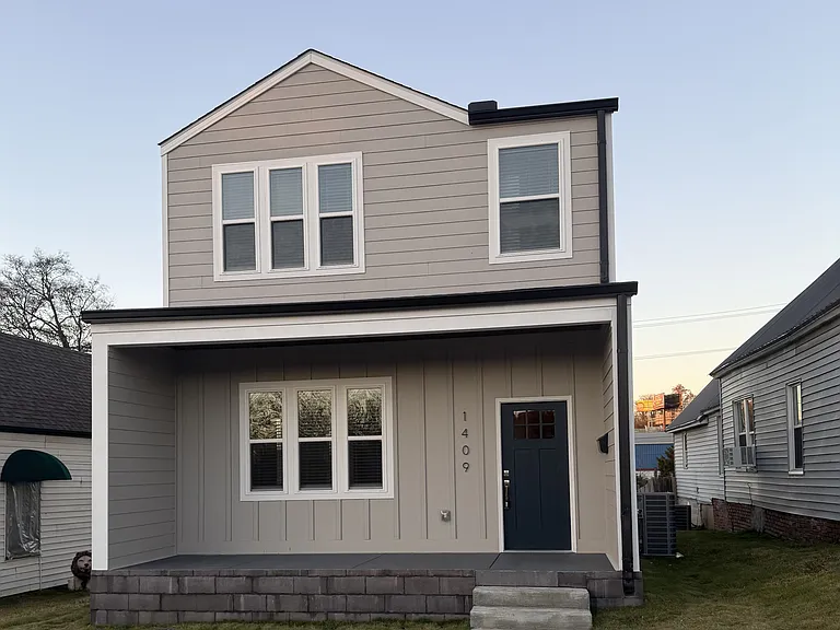 1409 Woodbine Ave — Photo 3