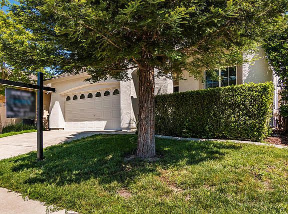 4th image of 1716 Fontenay Way