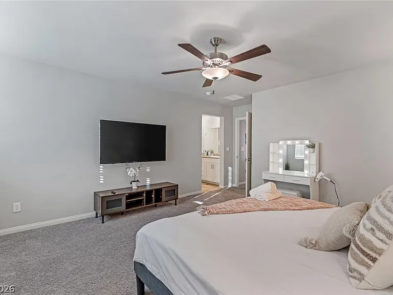 8244 Selenite St — Photo 9