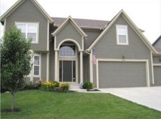 2284 W Elm St, Olathe, KS 66061