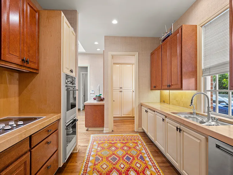 7612 Hillside Dr — Photo 21