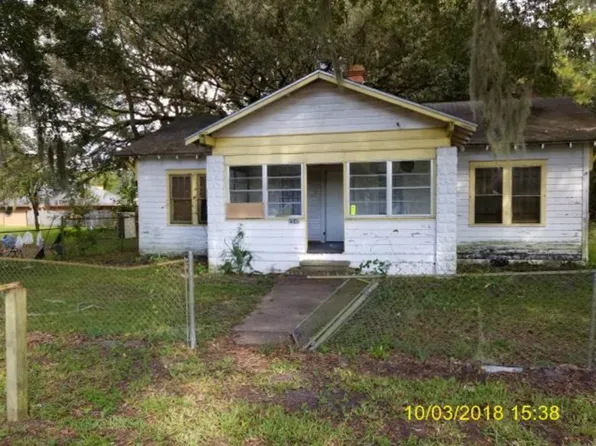 8548 Bronson Ln, Jacksonville, FL 32219