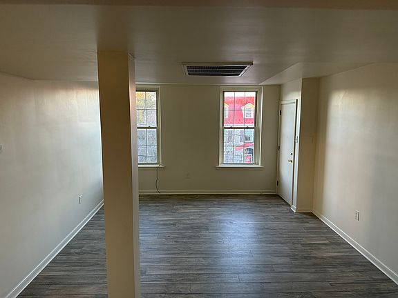 2nd image of 249-251 Hellam St #4
