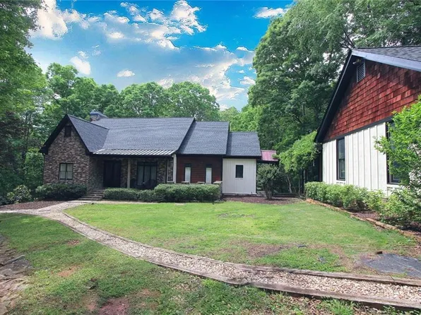 445 Lula Payne Trl, Ball Ground, GA 30107