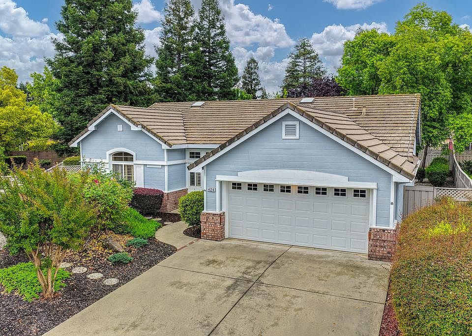 1st image of 424 Roan Ct