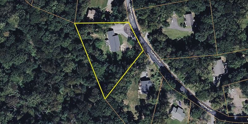 1st image of 145 Tulip Poplar Dr
